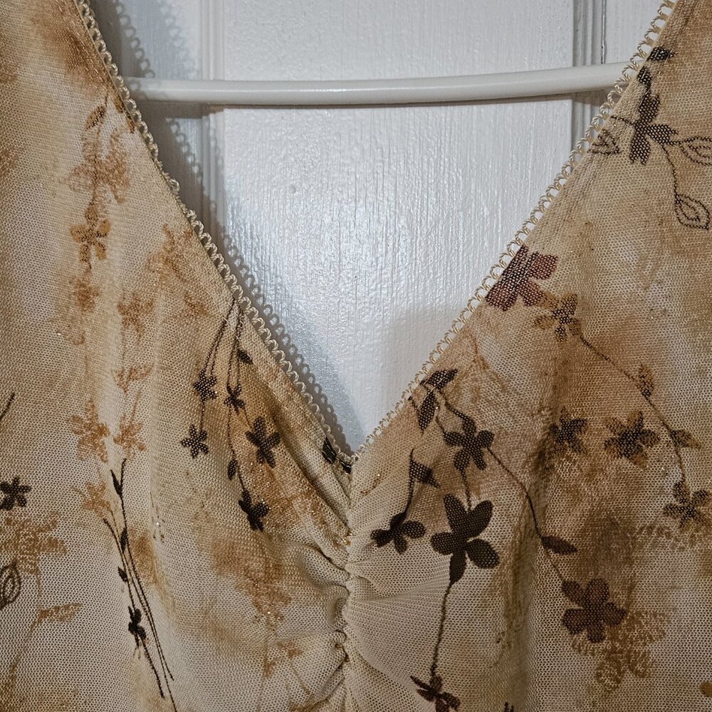 Fashion Bug Summer Floral Dress with gold sparkle dotted through out. SZ 18-20 - Picture 9 of 10